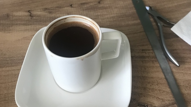 Kahve yapayım mı size içer misiniz?