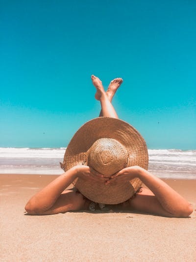 Güneş kremsiz bir tatil düşünülebilir mi?