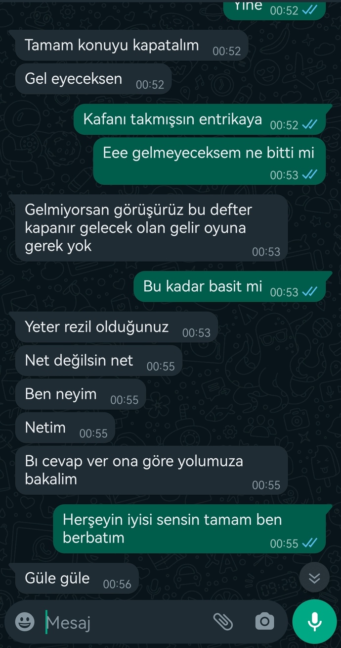 Sırf kendi erkeklik gururu için kaç kaç diye ısrar eden, tamam dediğimde de illa bugün yarın olmaz diyen erkek, bu ne amacı?
