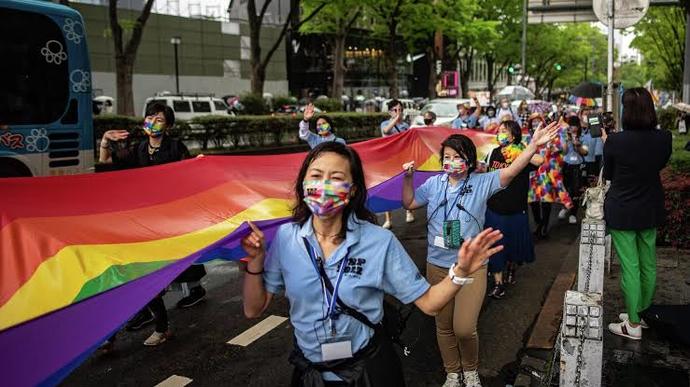 LGBT Konusunda bir gariplik hissediyor musunuz?