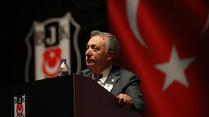 Ahmet Nur Çebi.