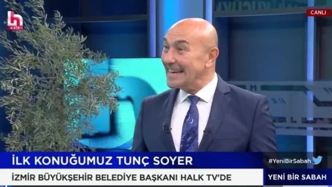 İzmir'deki kötü koku şikayetlerini "troll saldırısı" diye savunan Tunç Soyer'i haklı buluyor musunuz?