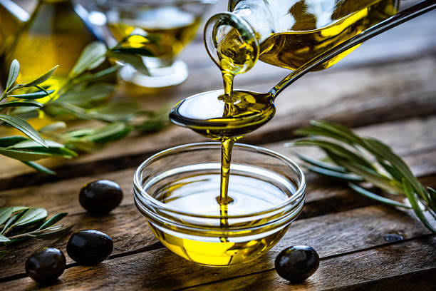 Yemeklerinizde Zeytinyağımı, yoksa Ayçiçek yağımı kullanıyorsunuz?