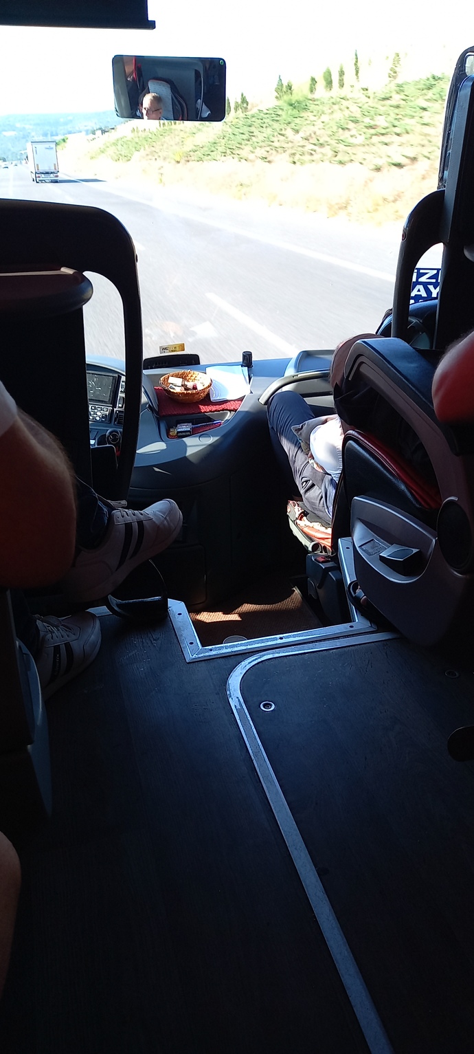 Otobüs yolculuklarını sever misiniz. En son nereye gittiniz?