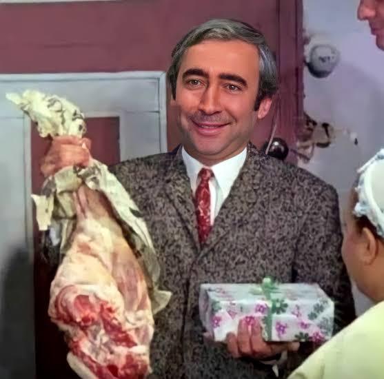 Size Koç almıştım ama Annem bir Buttan fazlasını yollamadı, sizce anneme küsmelimiyim?