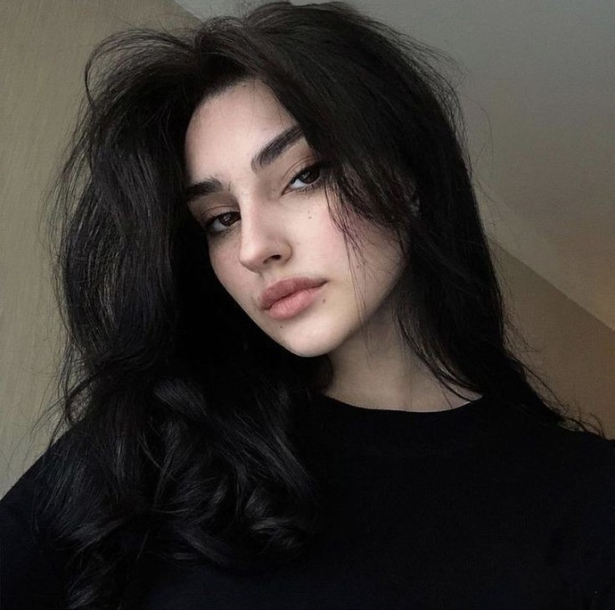 Sarışın mi esmer mi tercihiniz?