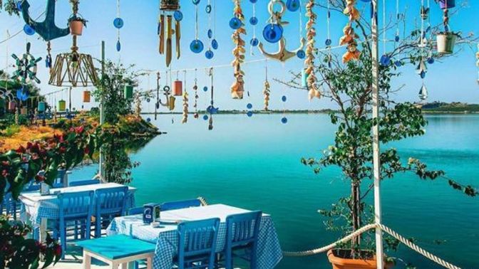 Tatil için hangi şehrimiz daha güzel: İzmir mi, Fethiye mi, Antalya mı?