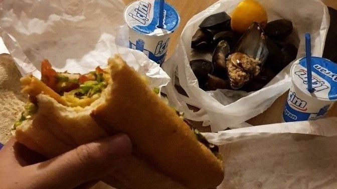 Gece gece size ne ısmarlarım söyleyim mi?
