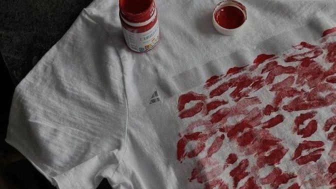 Sevgilime doğum gününde kiss sweatshirts yapmayı düşünüyorum. Sizce cringe mi?