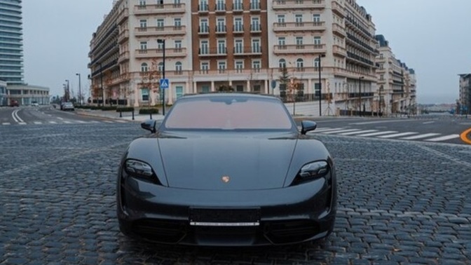 Kızlar porsche kullanan erkek ilginizi çekermi?