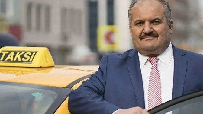 İstanbul Taksiciler Esnaf Odası Başkanı, "İstanbul'da taksi değil, trafik sorunu var" demiş. Size göre taksi sorunu var mı?