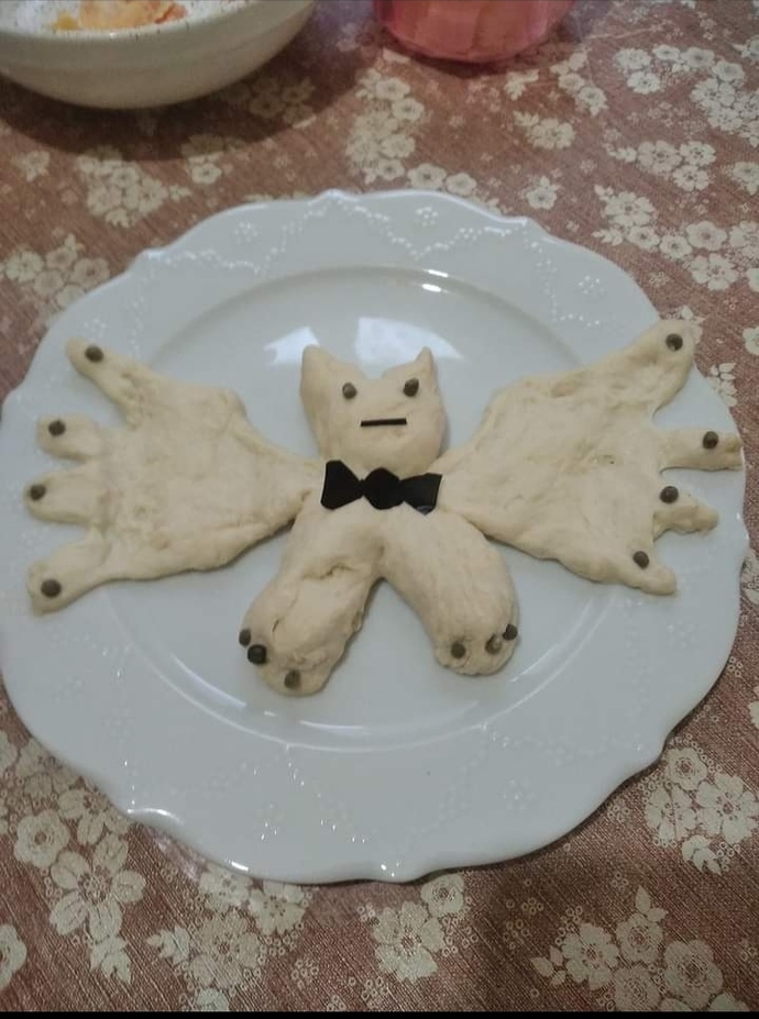 Sevgilime pideden yarasa yaptım, nasıl olmuş?