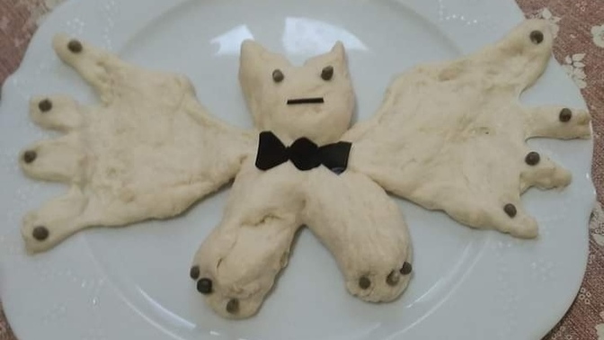Sevgilime pideden yarasa yaptım, nasıl olmuş?