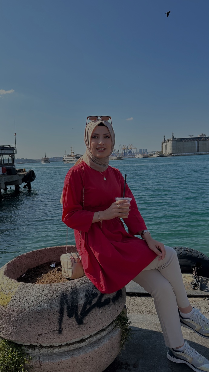 Sizce İstanbul yaşanabilecek yer mi yoksa gezmek için mi güzel?