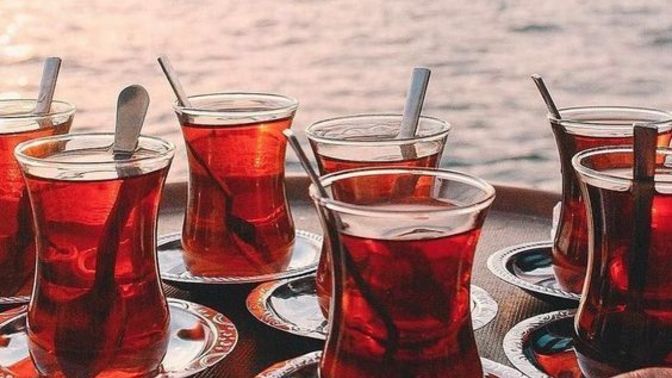 Küçük bardak çay 15₺ hak ediyor mu?