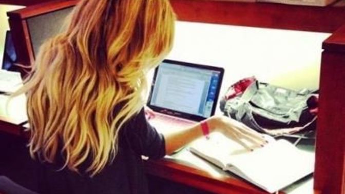 Deftere not tutmak mı dijitale not tutmak mı? Hangisi daha akılda kalıcı?