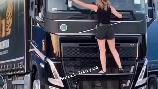 Araba sevenler burada mı ?