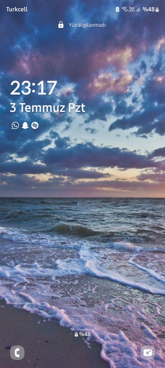 Telefon duvar kağıdınızda ne var?