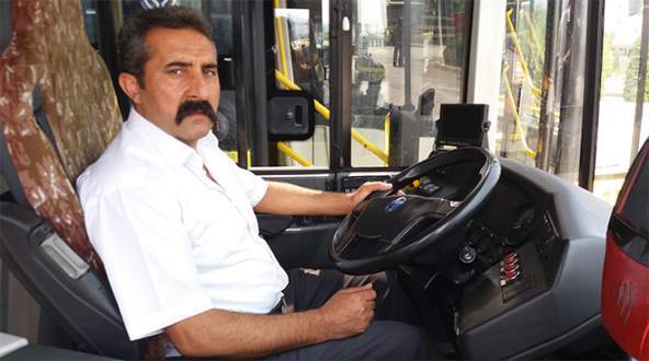 Konya Büyükşehir Belediyesi toplu taşıma ücretlerine yüzde 90 zam yaptı! Hangi toplu taşıma aracını kullanıyorsunuz?