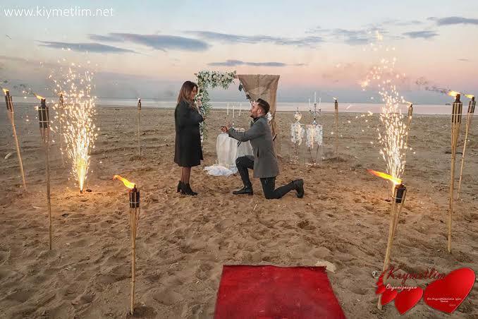 Evlilik teklifi sade mi olmalı, şatafatlı mı 💍?