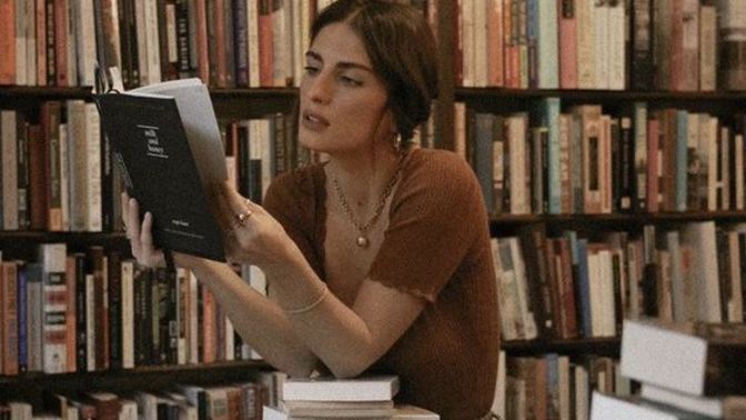 Sevgi ve saygı hak edene midir yoksa saygı herkese, sevgi hak edene midir?