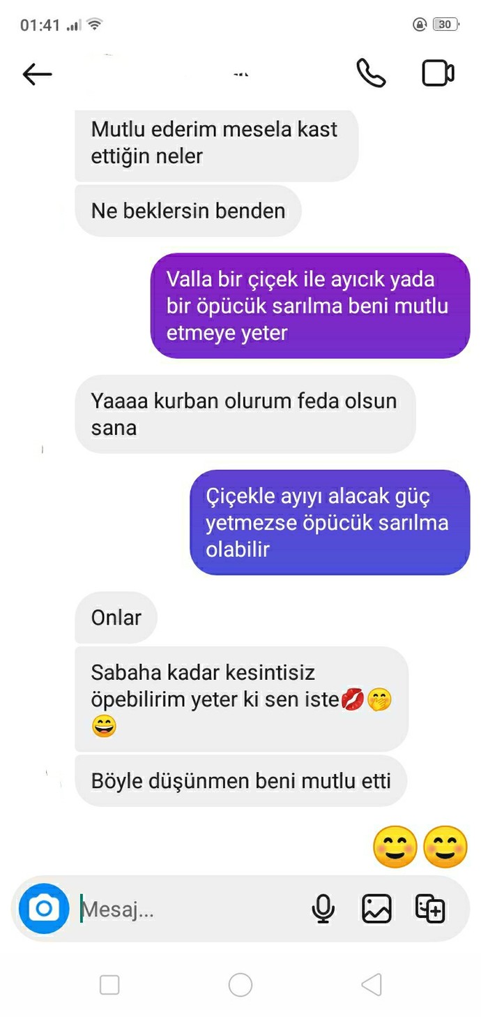Sizce benimle vakit mi geçiriyor yoksa ciddi mi?