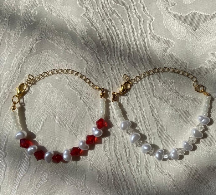 Kendi kolyelerimi yapıyorum, sizce hangileri güzel?