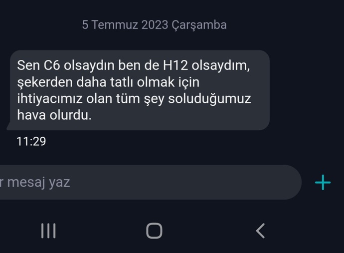 Konuşmayı başlatmak için nasıl bir mesaj atardınız?