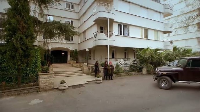 Bu evlere bakarak hangi Türk dizisine ait olduklarını bulabilir misin?