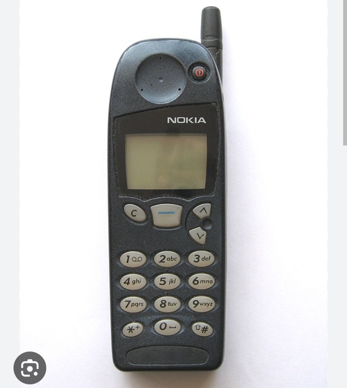 Nokia 5110 kocum benim taş taş😀