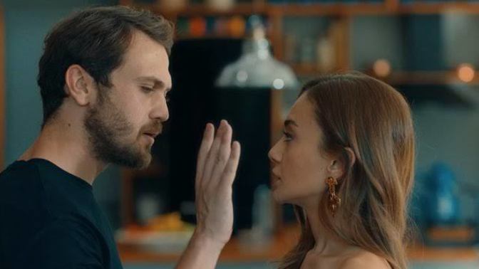 Büyük aşklar kavgayla başlar sözü sizce doğru mu yoksa safsatadan ibaret mi?