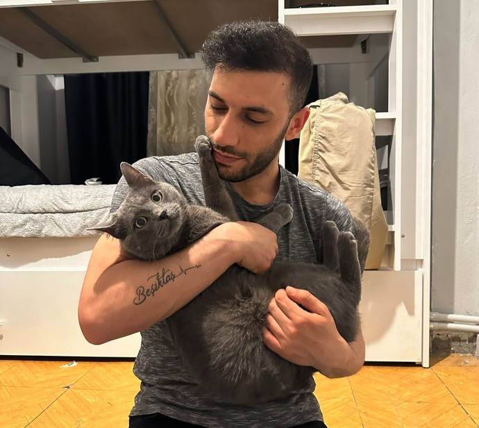 Karabiberim, kedim sizce nasıl?