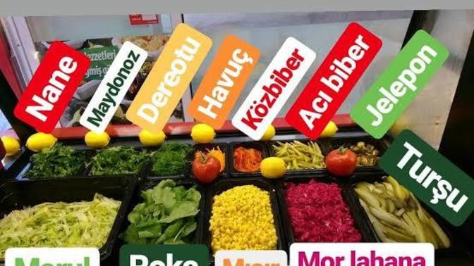 Komagene Çiğköftenin içine hangi malzemeleri koyduruyorsunuz?