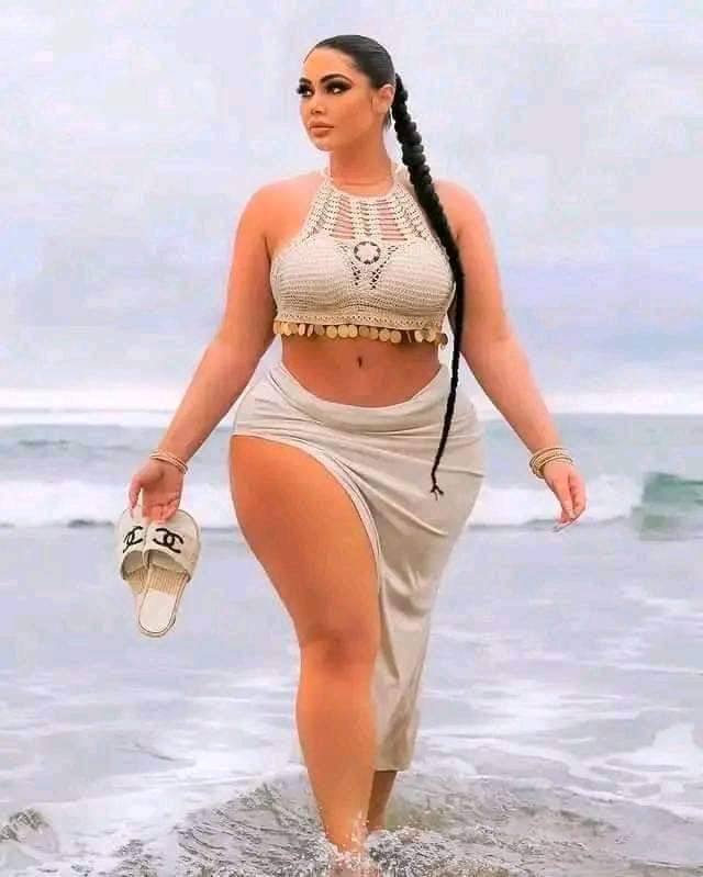 Balık Etli Kadın mı Yoksa Zayif Kadınmı ilginizi çeker?