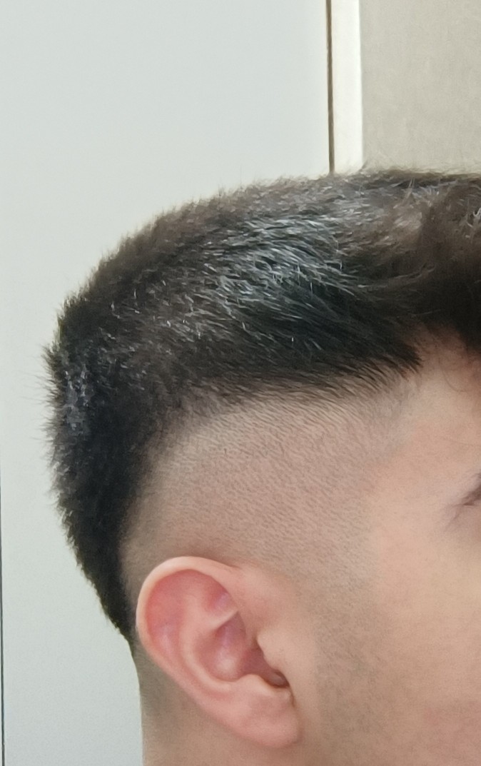 Saçımı kestirdim de, yanları çok mu almış?
