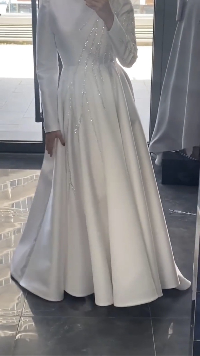 Nikah için hangi gelinlik daha güzel?