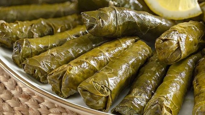 Zeytinyağlı sarma mı, etli sarma mı?