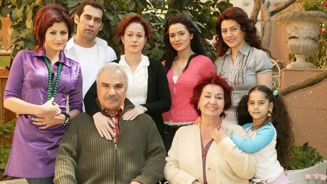 Hangi eski dizinin tekrarlarını izliyorsun?