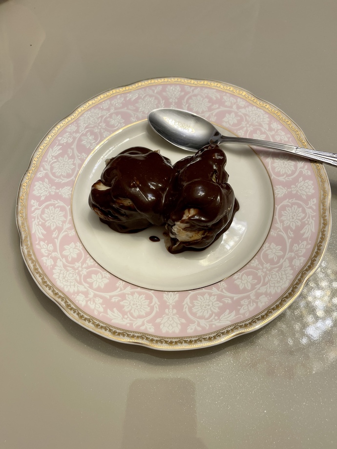 Profiterol sever misin? Bu saatte yer misin?