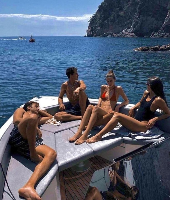 Sizi birlikte denize gideceğiniz kişiyle eşleyeyim mi?