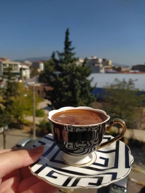 Kaynanama ben bakıyormuşum da maaşını eltim alıyormuş gibi uyandım bugün 🤣 Pazar günlerini seviyor musunuz?