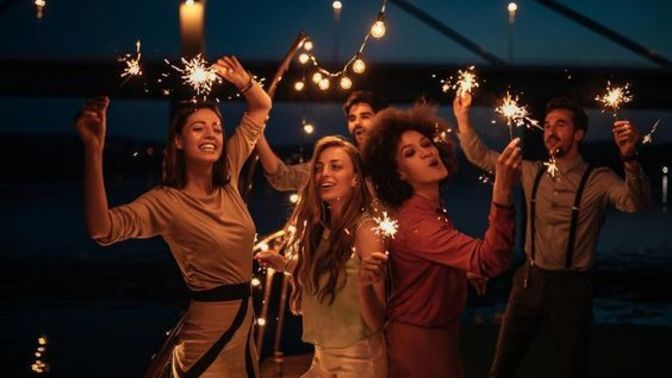 Bu yaz hangi festival ve partilere katılmayı tavsiye edersiniz?