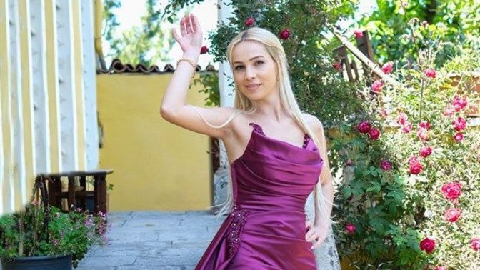 Ablamın nişanı için nasıl bir şey giyebilirim?