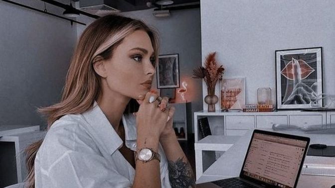 Kendi işimi kurmak ve insanlara ilham olmak istiyorum. Nereden başlamalı mıyım?