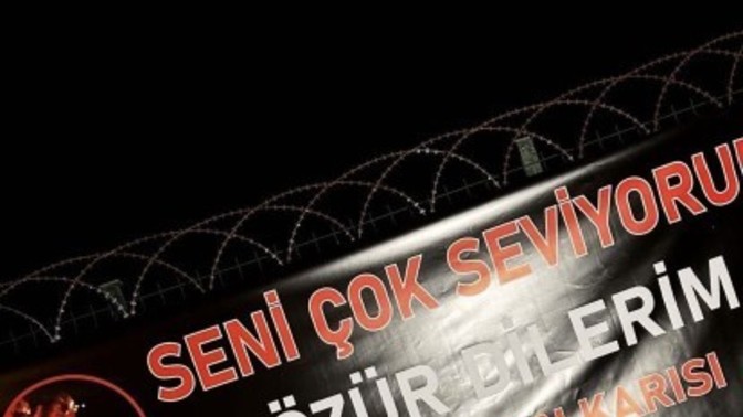 Sevgilinizden eşinizden kolayca özür diler misiniz?