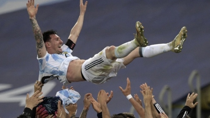 Dünya Kupasından sonra Messi ve Ronaldo rekabeti sizce bitti mi?