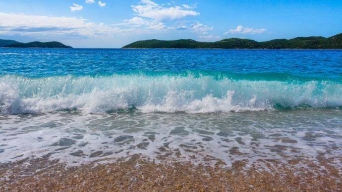 Dalgalı deniz mi dalgasız deniz mi?