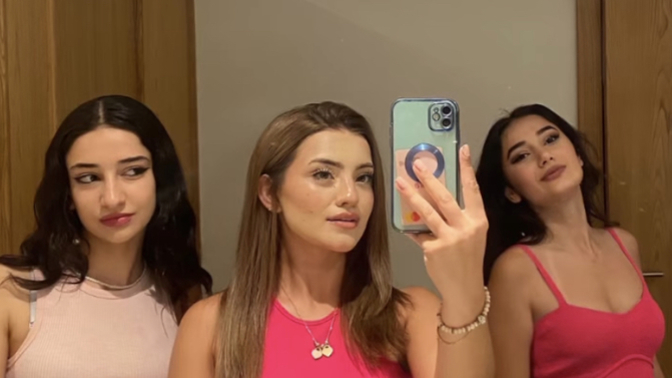 Üçlü arkadaş grubu her zaman yürür mü🦋💖?