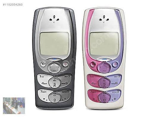 İlk cep telefonunuza kaç yaşınız da sahip oldunuz ve markası neydi?