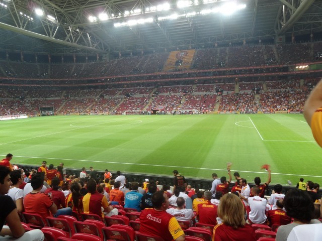Hayatınızda hiç Tribünde maç izlediniz mi?